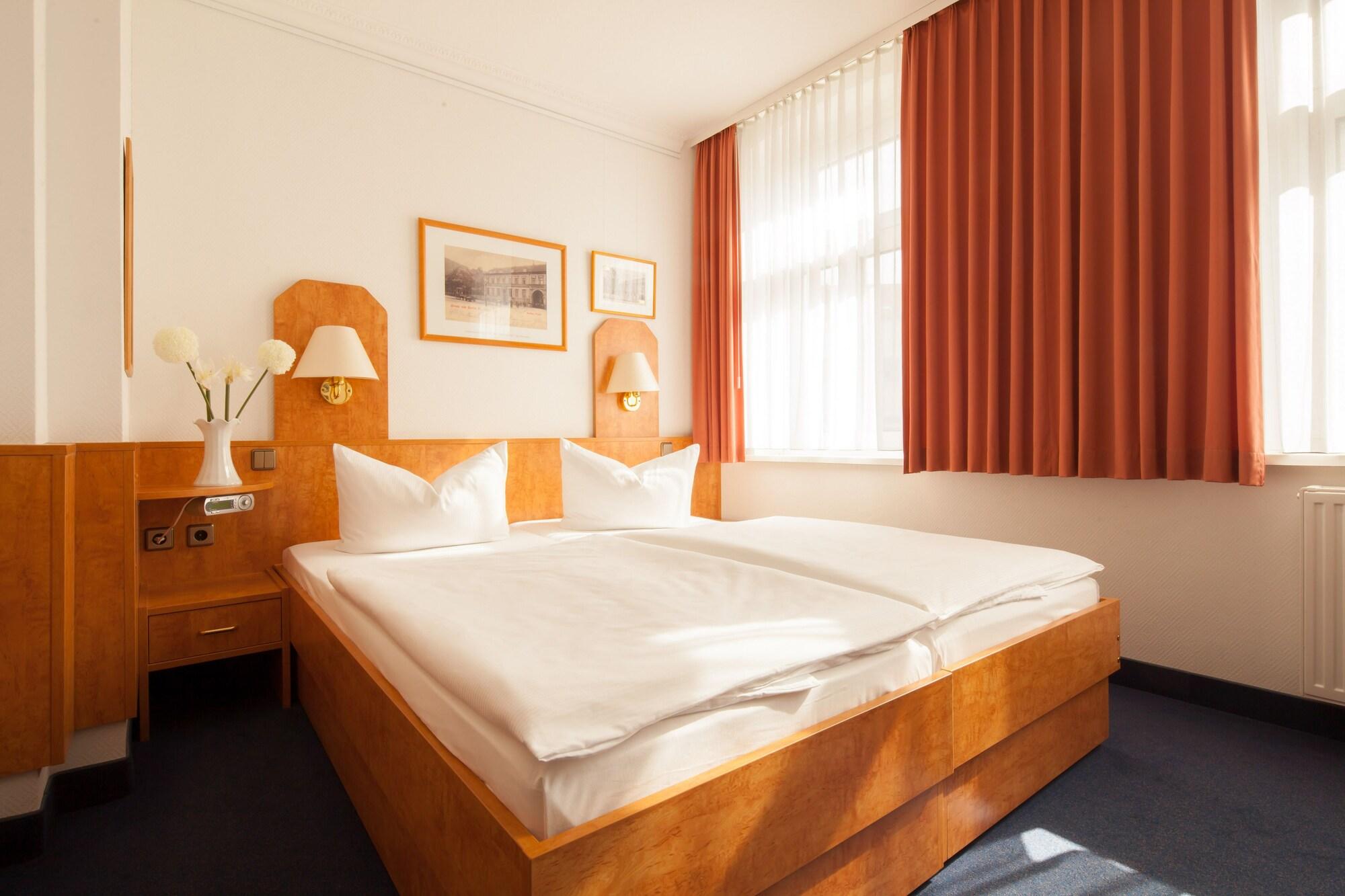 Hotel Kastanienhof Berlin Ngoại thất bức ảnh
