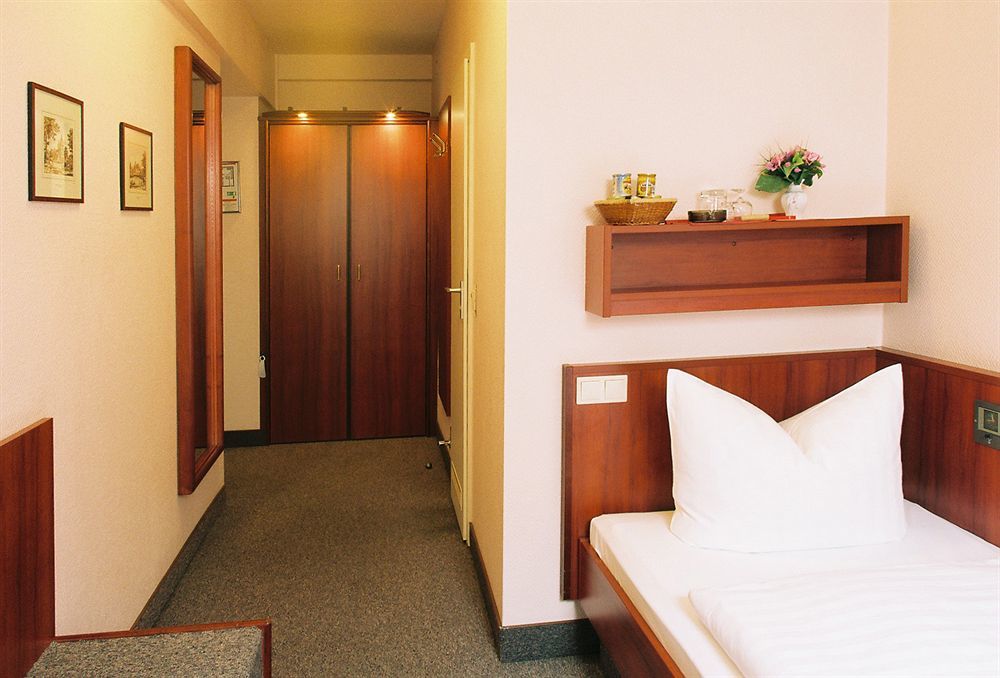 Hotel Kastanienhof Berlin Ngoại thất bức ảnh
