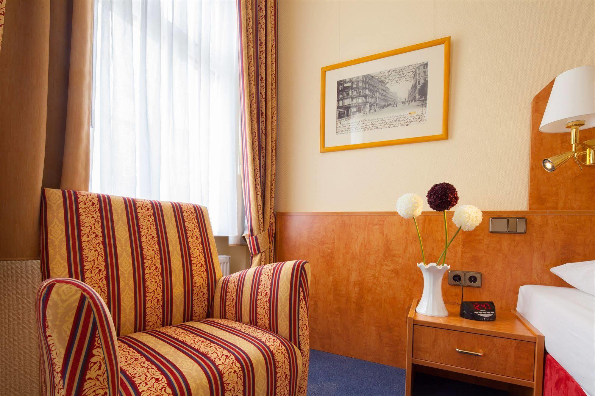 Hotel Kastanienhof Berlin Ngoại thất bức ảnh